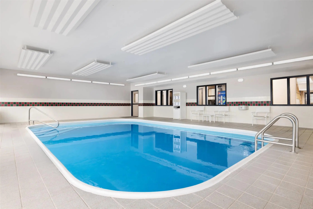 Отель Country Inn & Suites by Radisson, Springfield, OH
