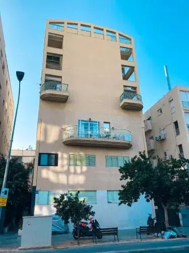 Sunset TLV Apartment - Ben Yehuda 175