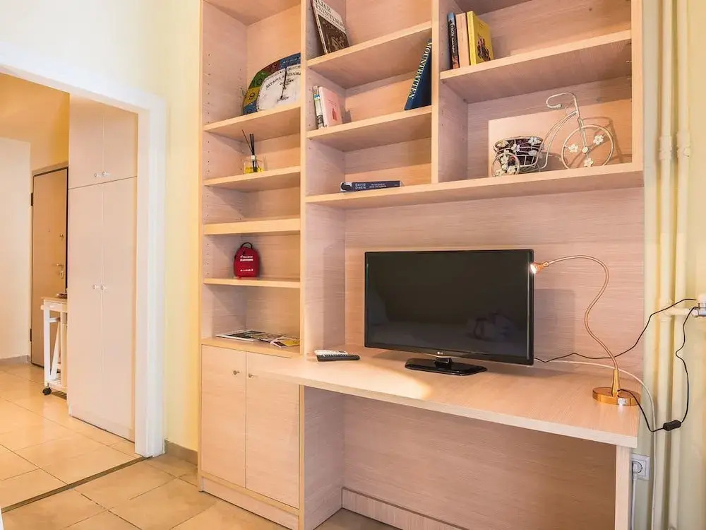 Elegant Studio Next to the Acropolis