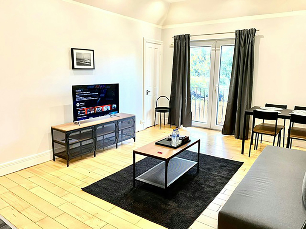 Westciti Caroco Aparthotel
