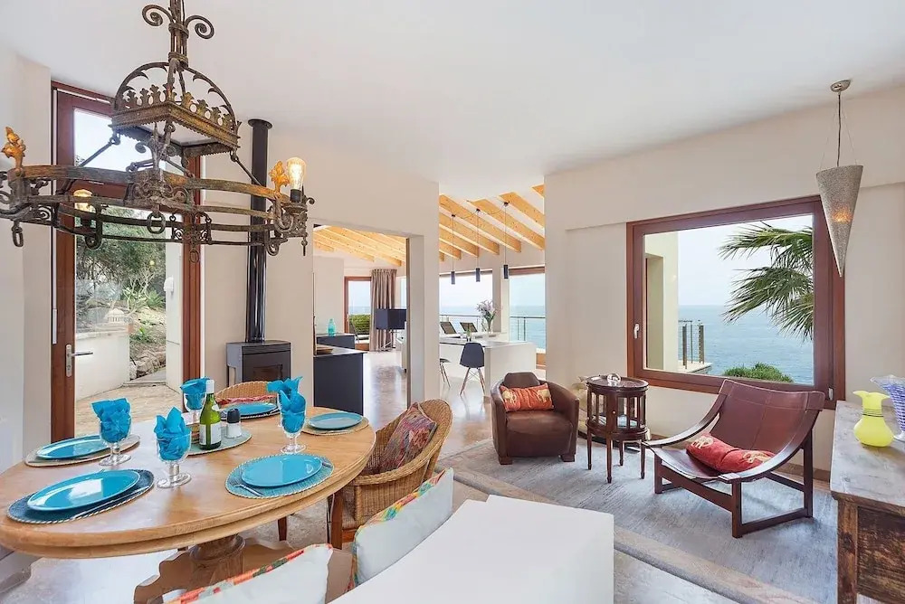 Mallorca front line property sea access