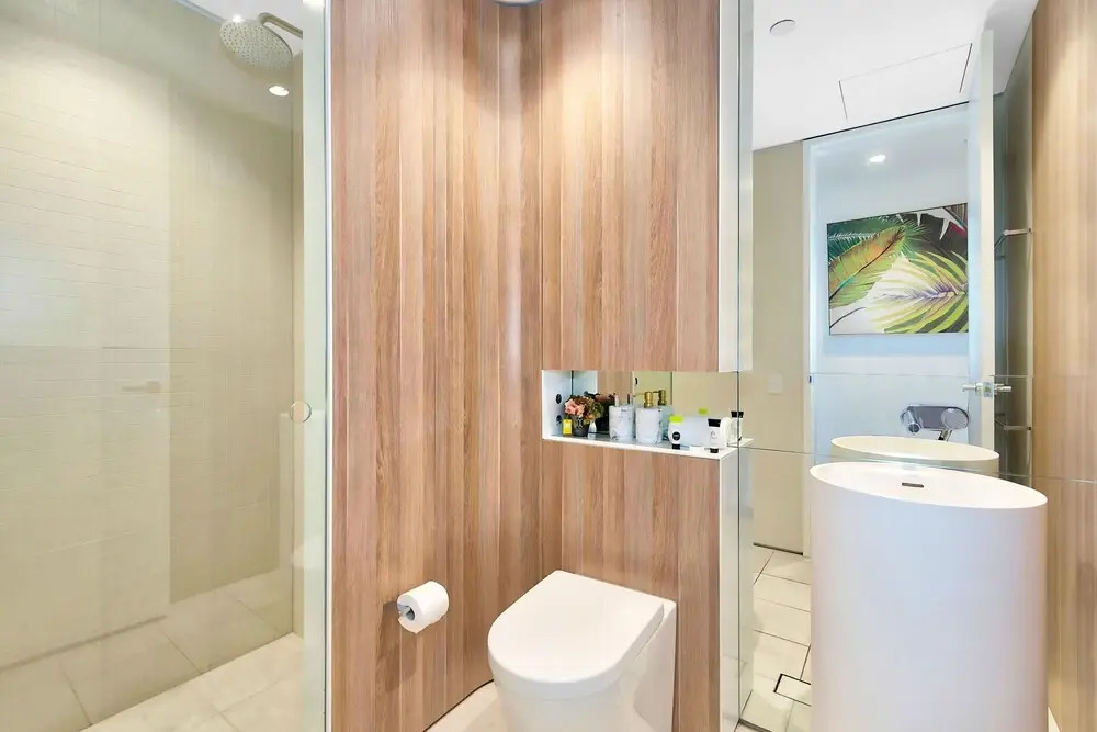 5-Star Lux in the Centre of Conveniences