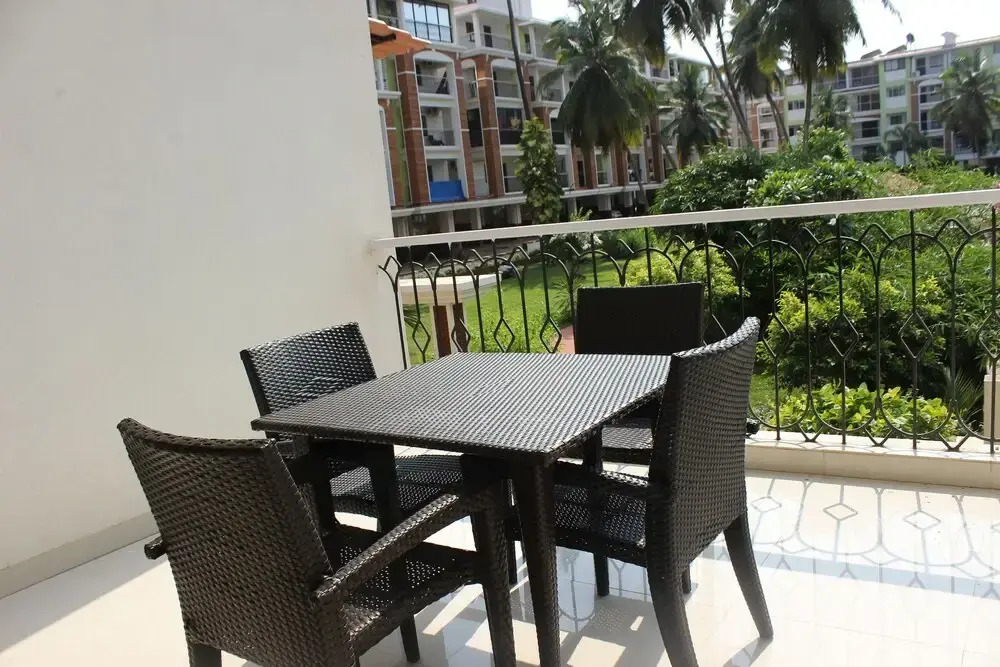 OYO 9364 Home Modern 2 BHK Pool View Candolim