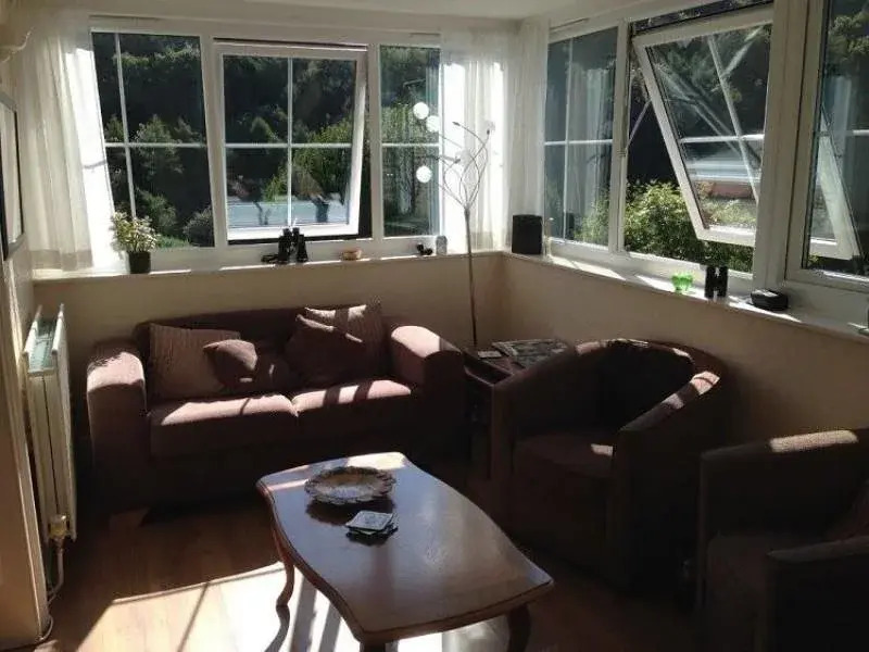 Pine Lodge Guest House