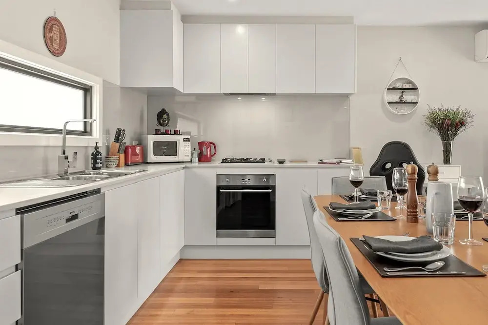 StayCentral - Thornbury Townhouse