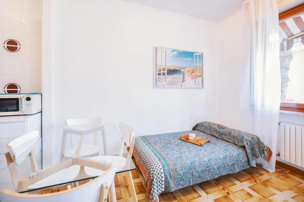 Silent Apartment by Wonderful Italy