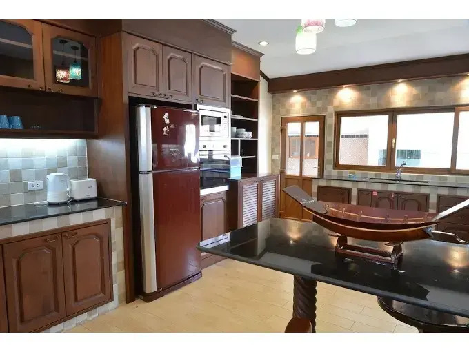 The Time Family 5 Bedroom Villa 92