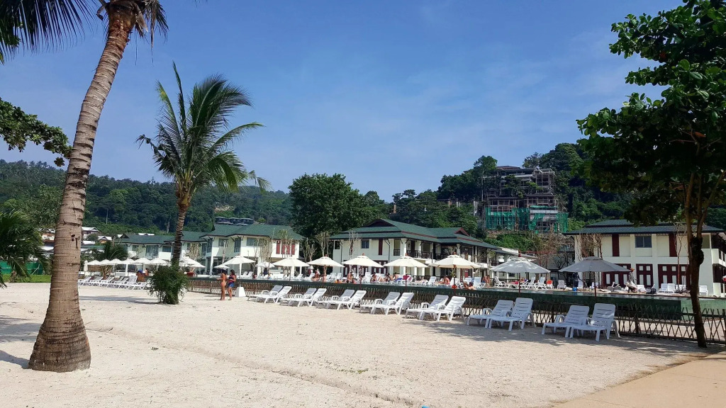 PP Charlie Beach Resort