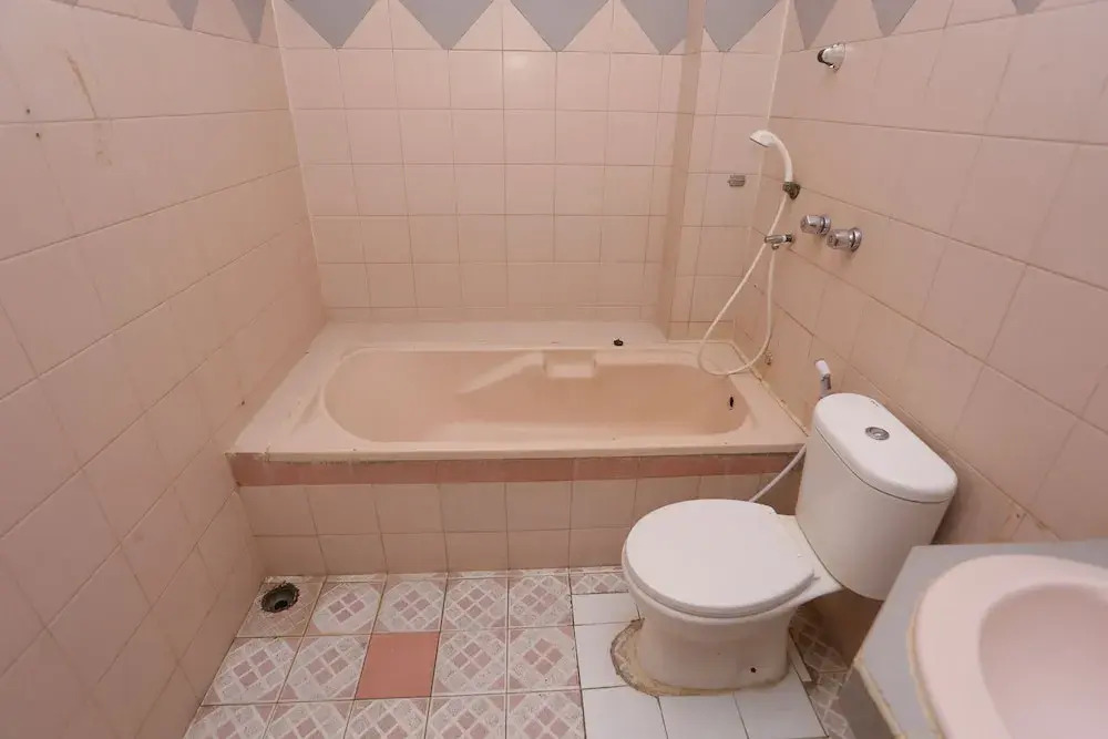 Collection O 92739 Hotel Pintu Besar Near Pancoran ChinaTown Point