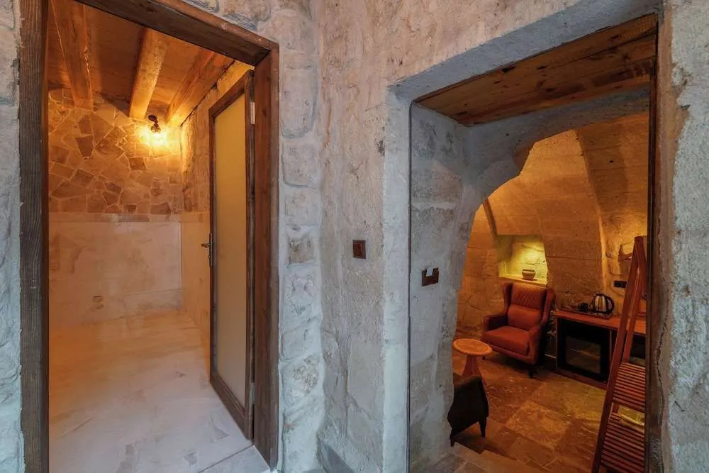 Göreme Escape Cave