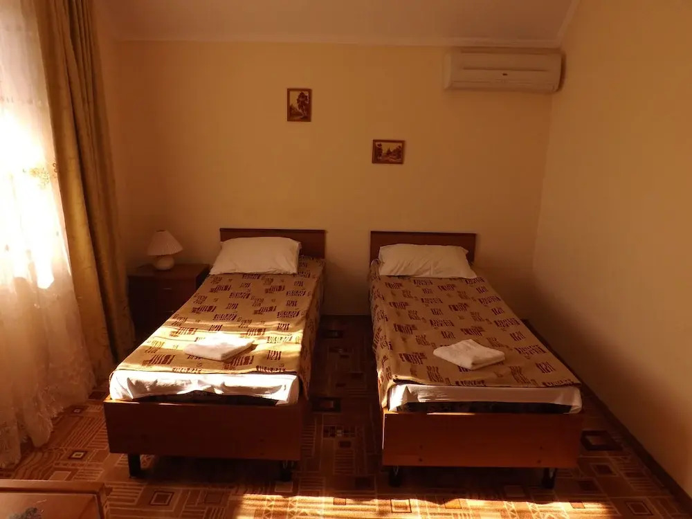 Alfa Guest House