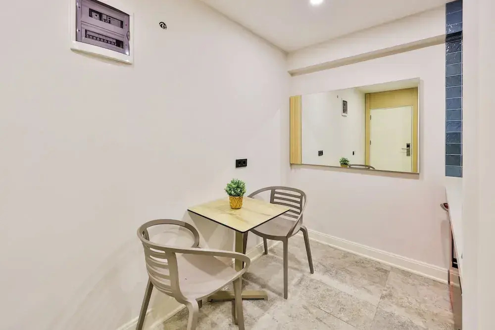 Отель Sole Suites