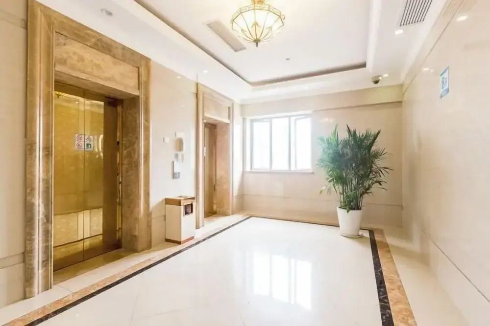 Kaiyuan Manju Select Hotel(Hongqiao Hub National Exhibition Center Sto
