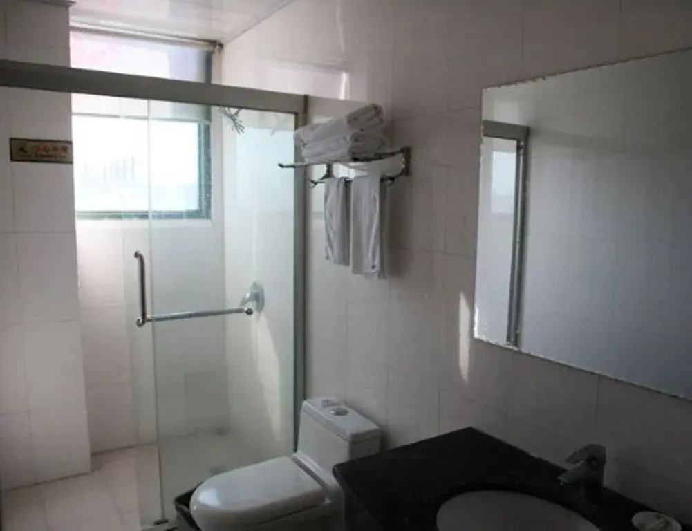 Yiwu Ruixin Business Inn