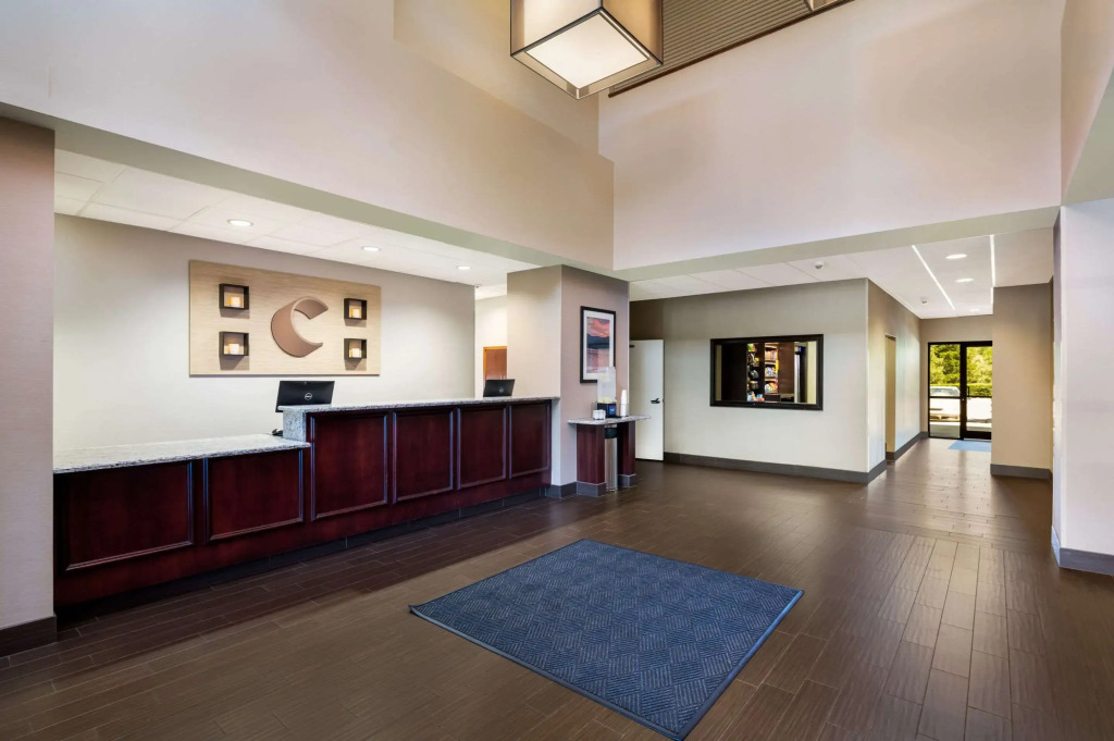 Comfort Suites Northlake