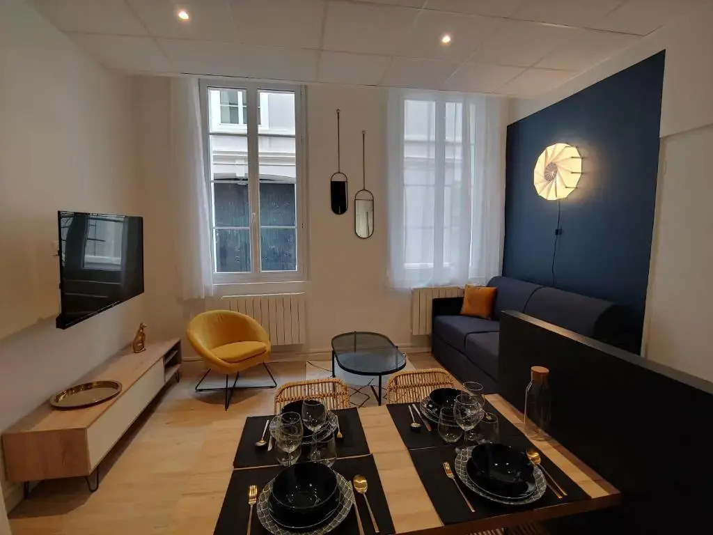 T2 de luxe centre ville + parking privé !!