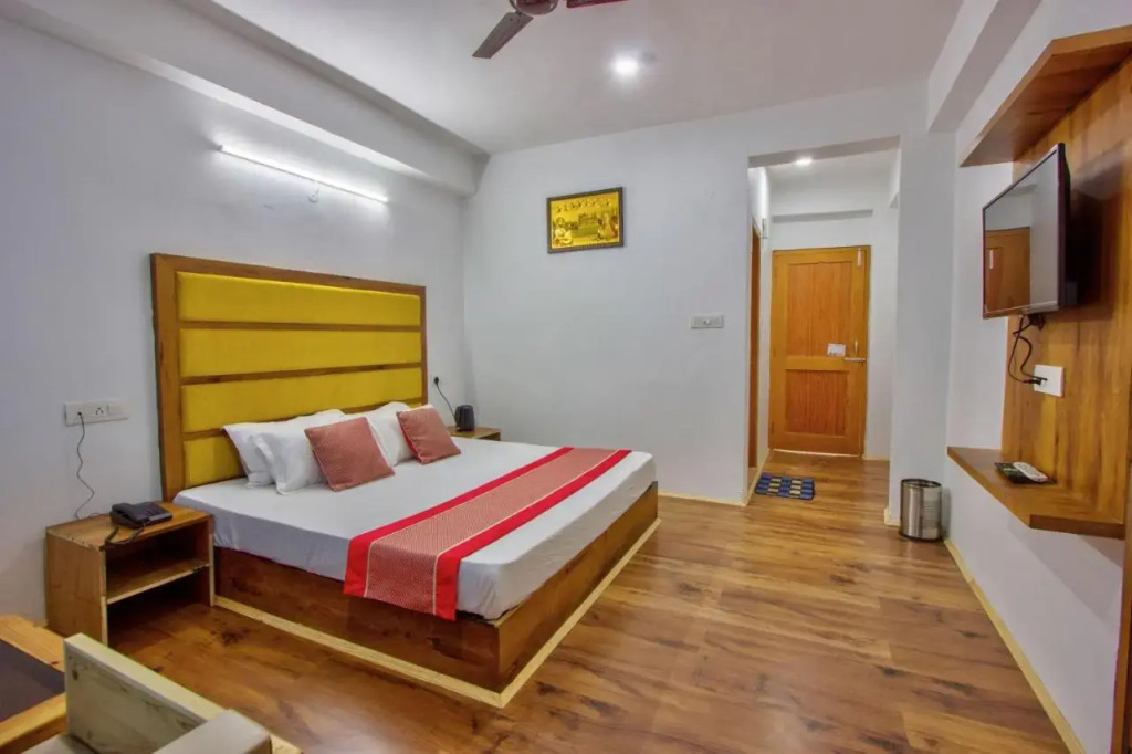 Hotel beas river retreat