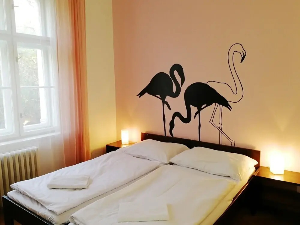 Flamingo Apartments