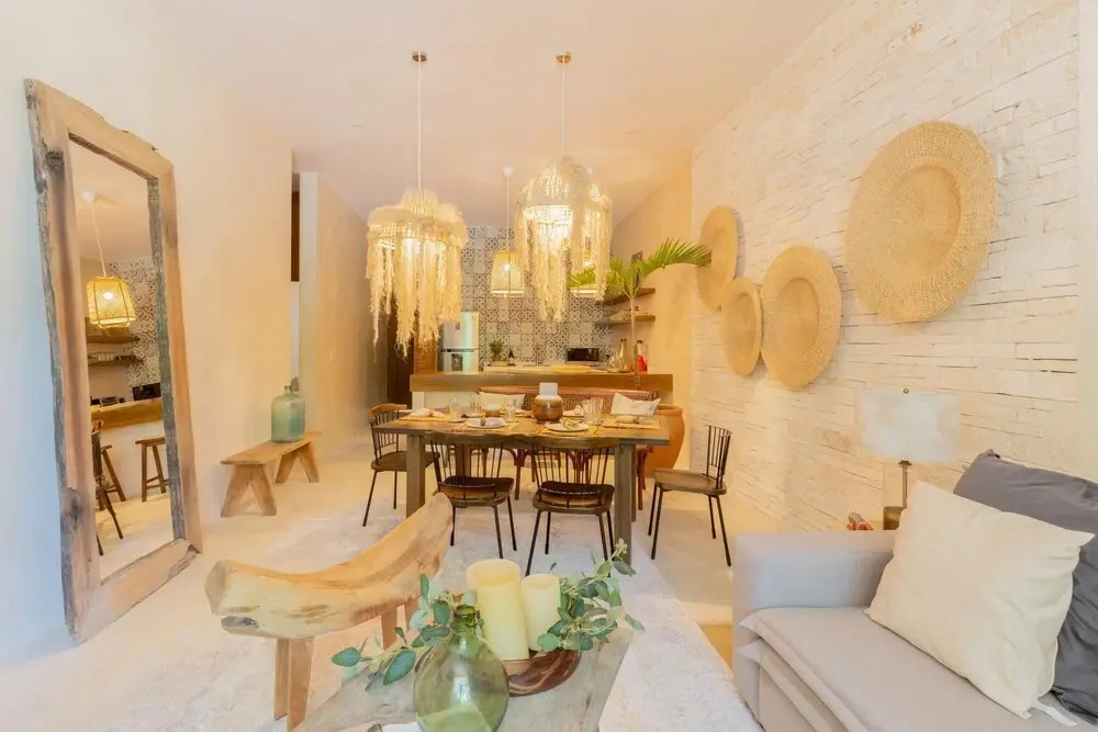 Unique Exclusive 2 Apartments in 1 Awesome Complex Pool Amenities Best Location
