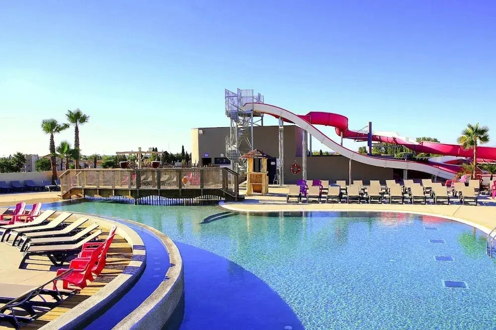 Mobile Home in Serignan With Great Pool Area