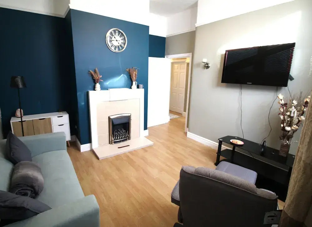 Large 3 Bed Bungalow - Beautiful Refurb - Garden