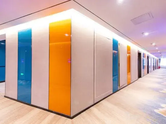 Dishang Boutique Hotel (Shanghai Lingang Baolong Plaza Branch)