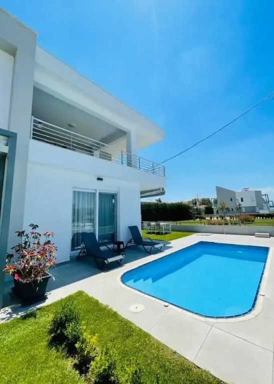 Thalassa Complex
