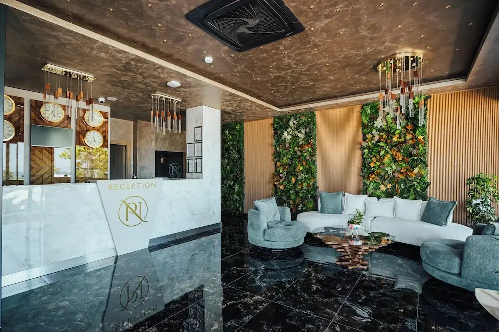 Pera North Hotel - Lounge & Restaurant