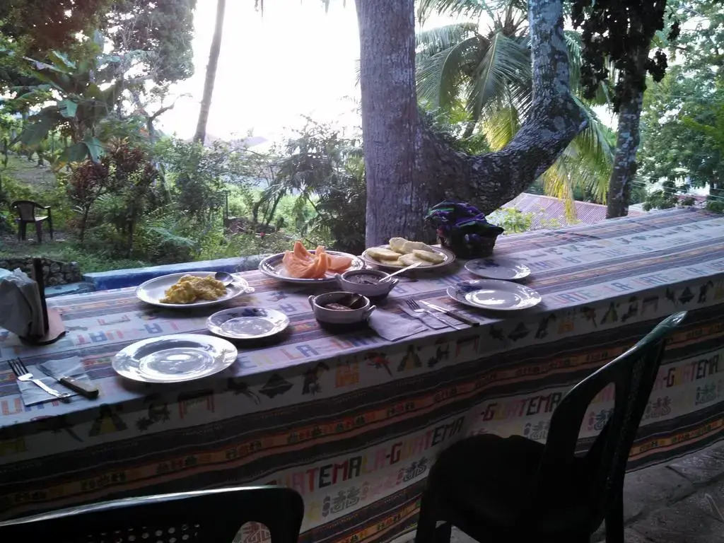 Zapote Tree Inn
