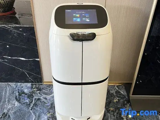 Poltton Century Hotel（Yangjiang  Jinshan Road ）