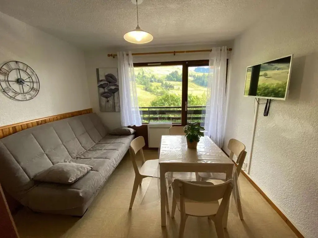 Appartement Le Grand-Bornand, 1 pièce, 4 personnes - FR-1-241-19