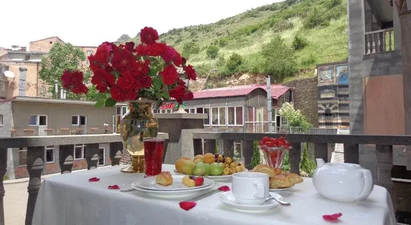 Diana Hotel