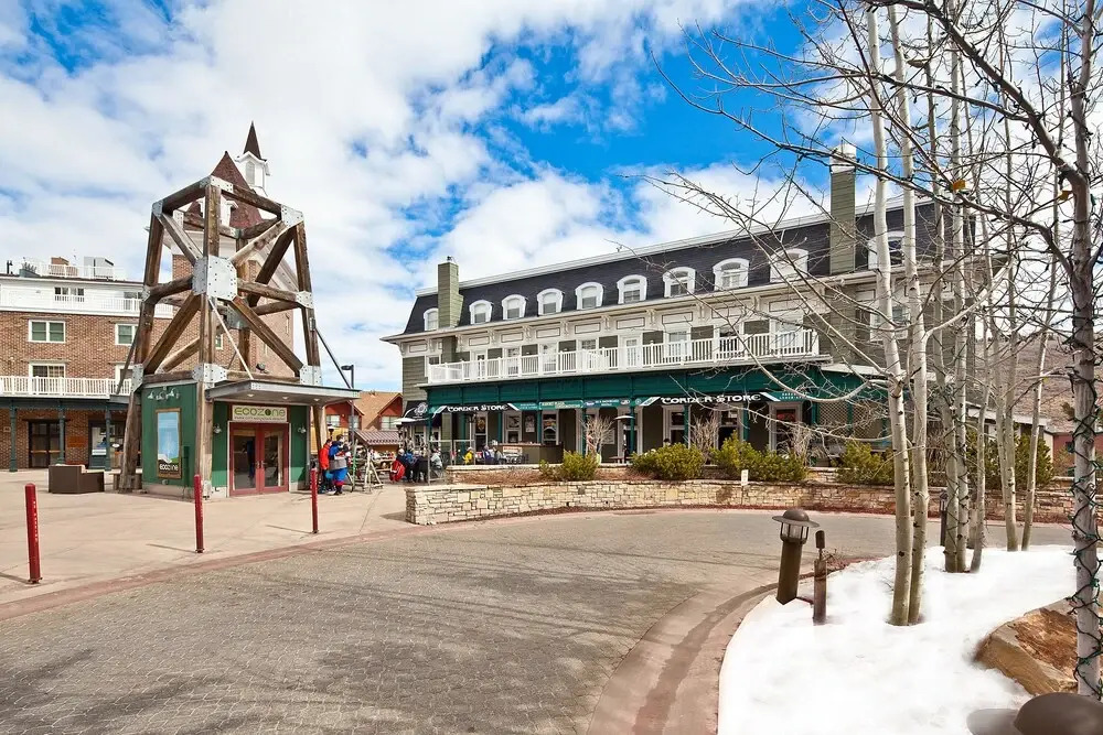Resort Plaza #5061 by Avantstay Located in Park City Mountain Resort Close to the Slopes!