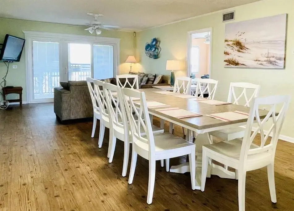 *OCEANFRONT HOUSE ON THE SAND*6 Kings*12br, 12ba*Private Hot Tub*SLEEP 36*PGP