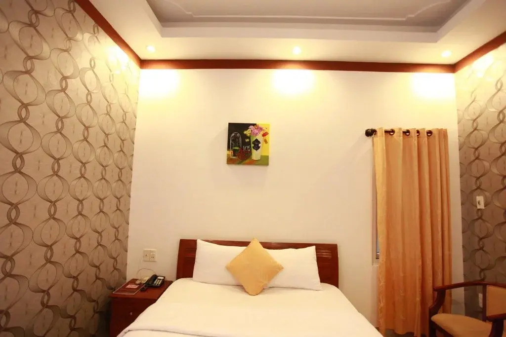 Lighting Hotel