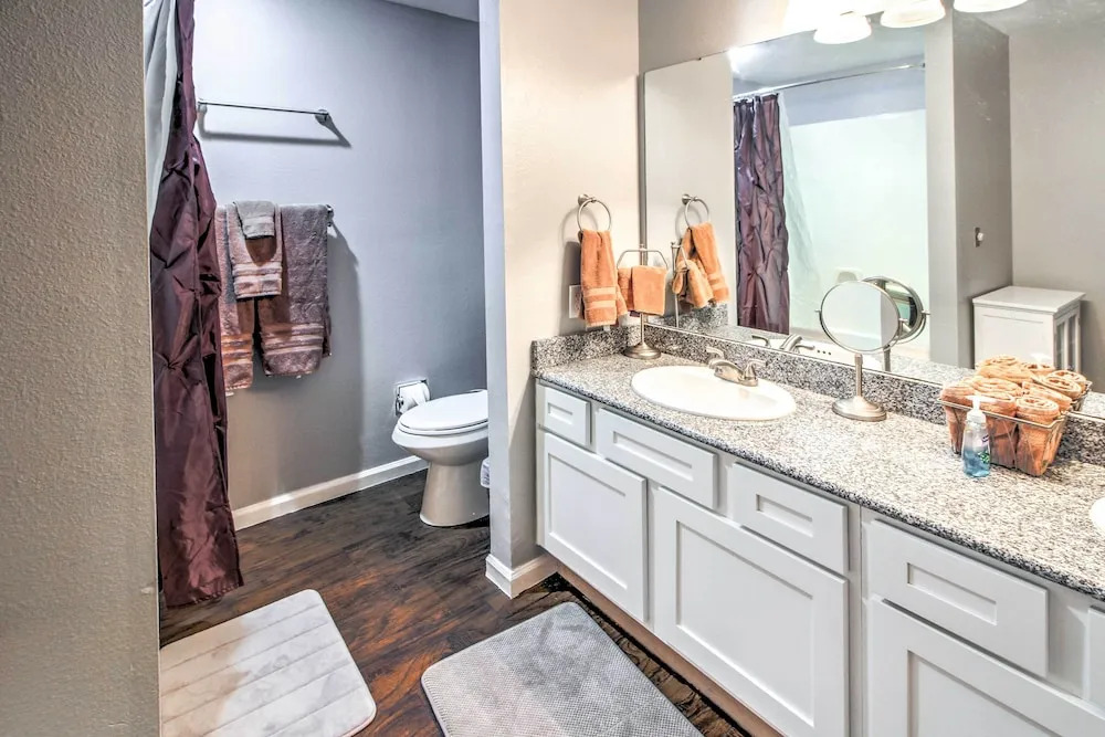 Cozy Pointe Royale Condo ~ 4 Mi to Table Rock Lake