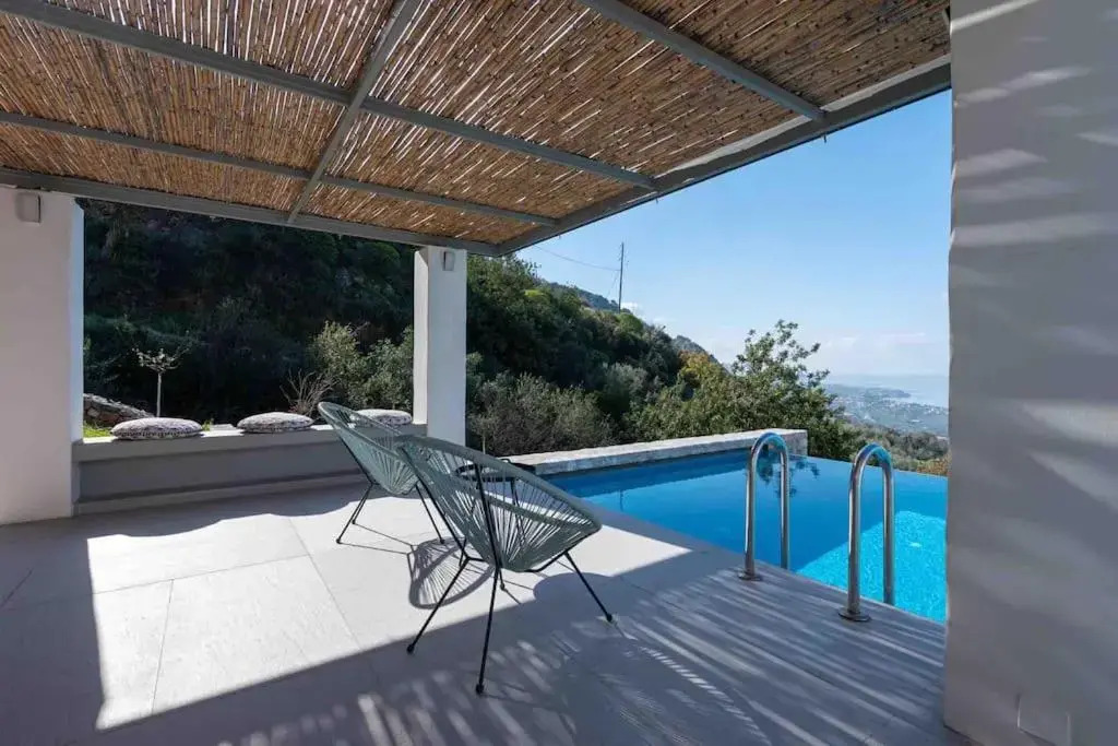 Cosy Stylish Studio, Kalathi Home Suites in Verga