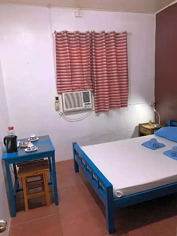 Jiji's Hostel