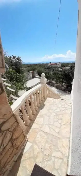 Vogklis House