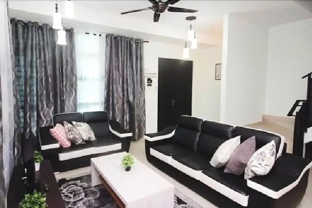 Dr. Shaz Summer House