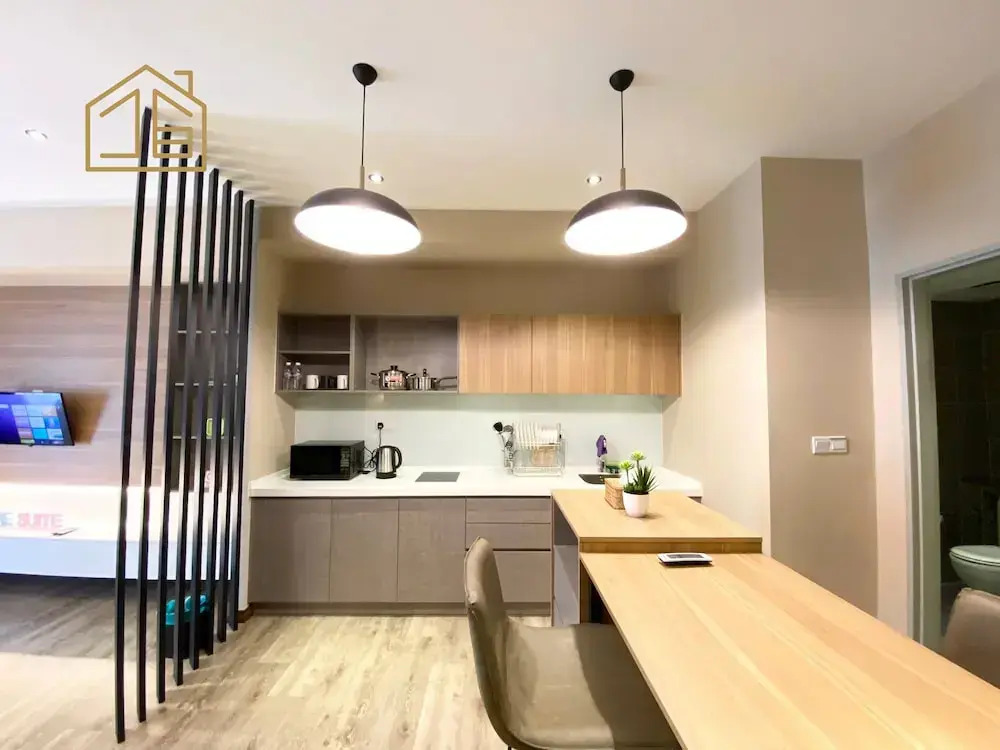 Homesuite' Home at Aeropod SOVO