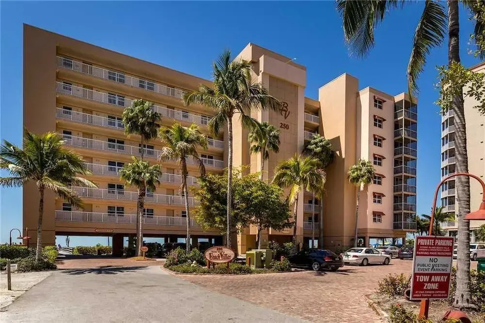 Estero Island Beach Villas 204 - Two Bedroom Condo