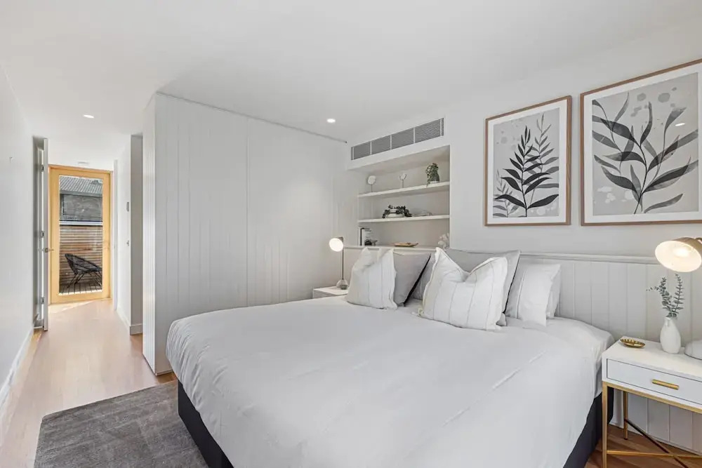 Stylish 2-bed Victorian Terrace in Carlton