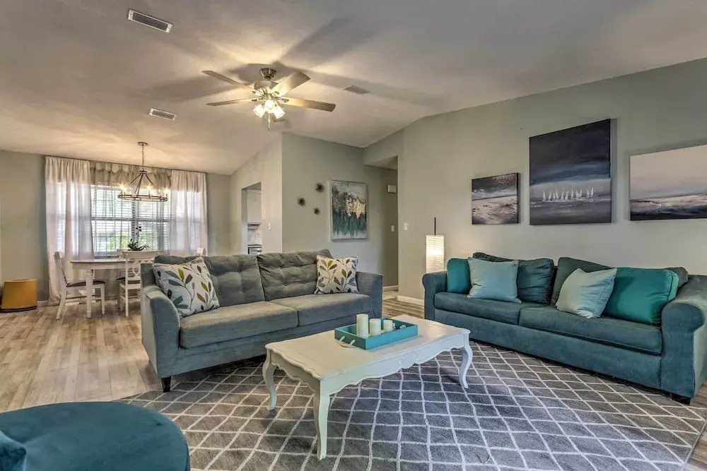 Stellar Fort Walton Retreat ~ 2 Mi to Beach!