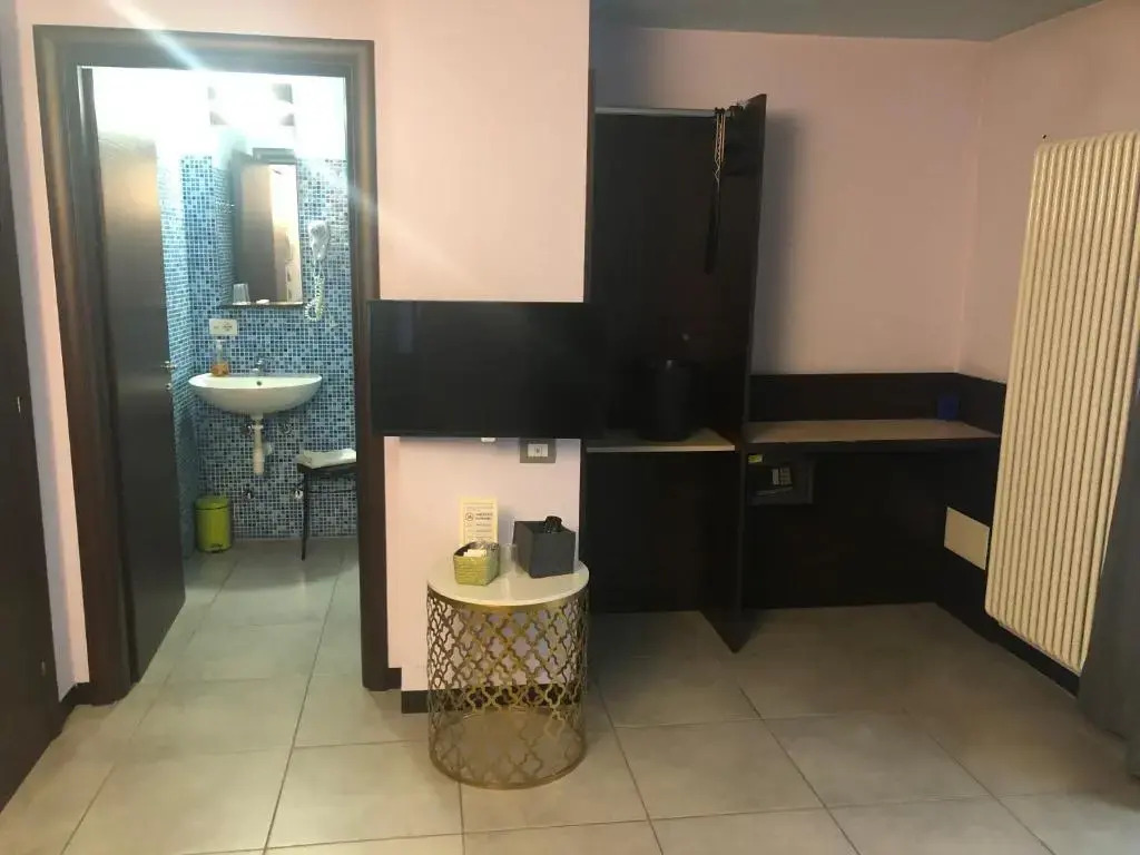 Villa Camilla Milano Easy Rooms Metro 4