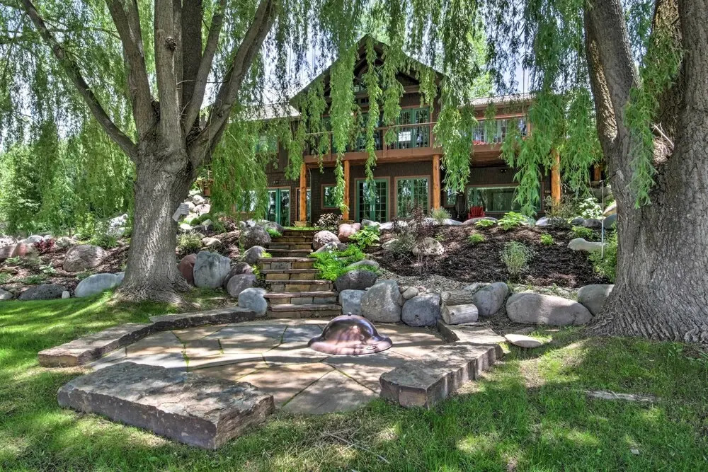 Rivers Edge Mtn Home: Private Hot Tub & Views