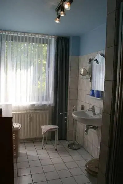 Albertus Paris Aparthotel