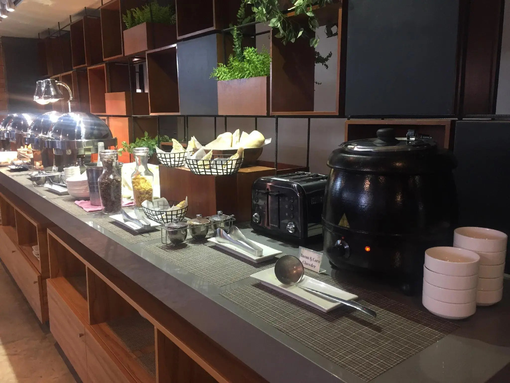 Ferra Hotel and Garden Suites