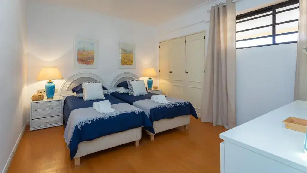 Marina 2BDR Apartment With Balcony & Pool - 5min from beach by LovelyStay