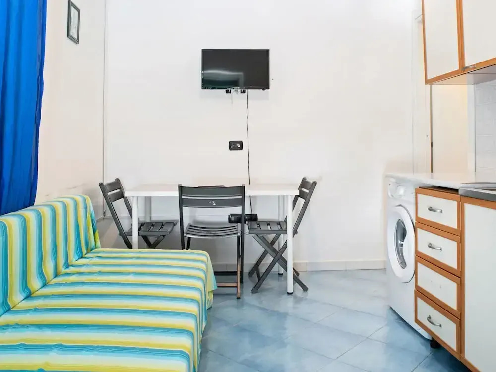 Quaint Apartment in Policastro Bussentino near Sea